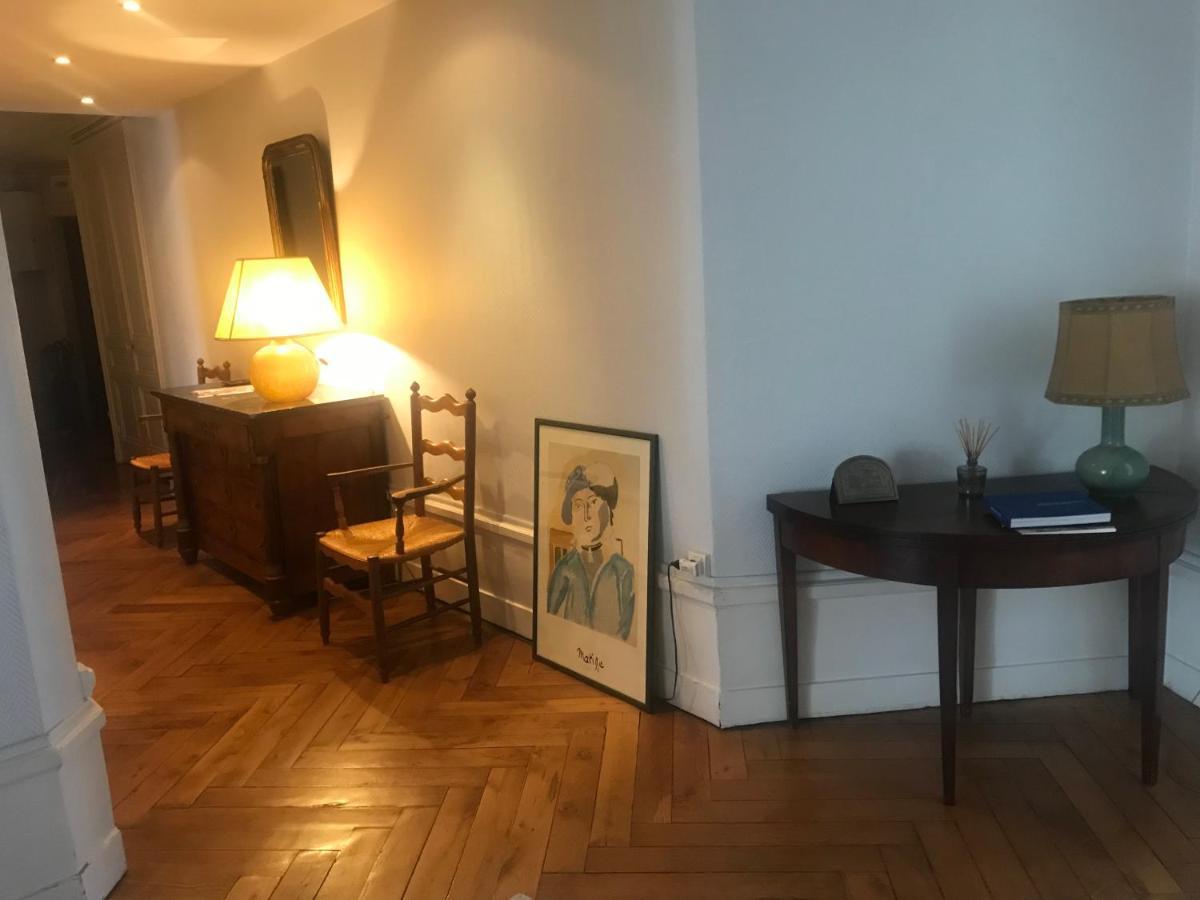 Berges Du Rhone/ Chambre Avec Balcon Lyon Exteriér fotografie